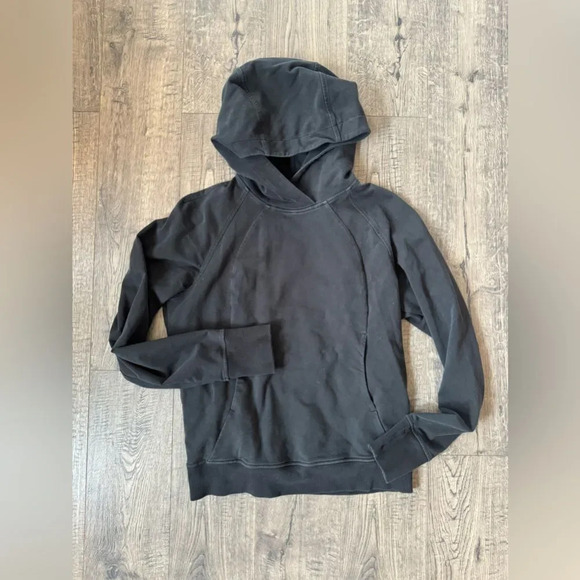 Lululemon Scuba Pullover- Black Sz 4 - Picture 4 of 7